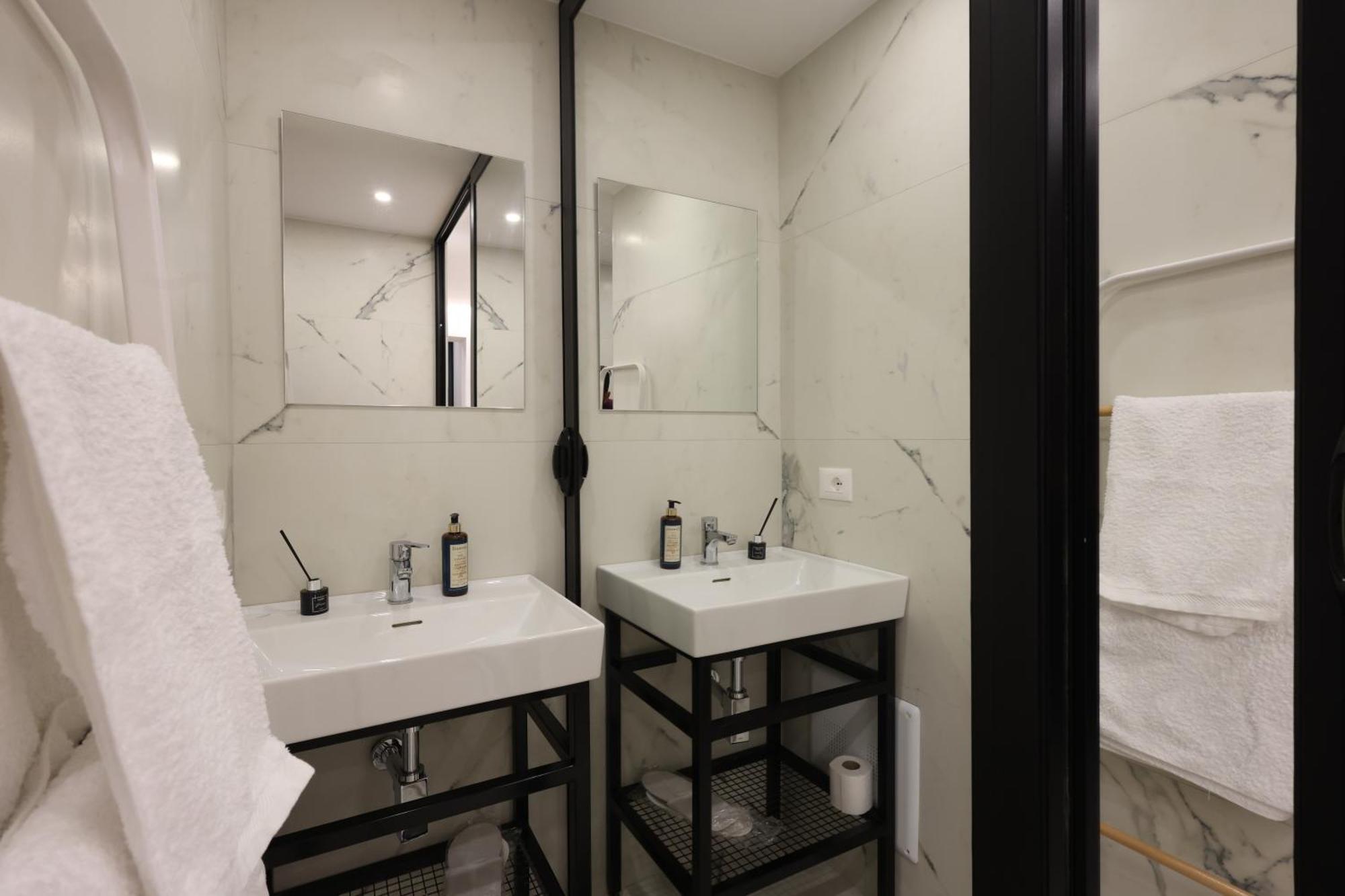 Come&Recome Tirana Apartments ภายนอก รูปภาพ